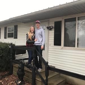 Meet your Posher, Megan